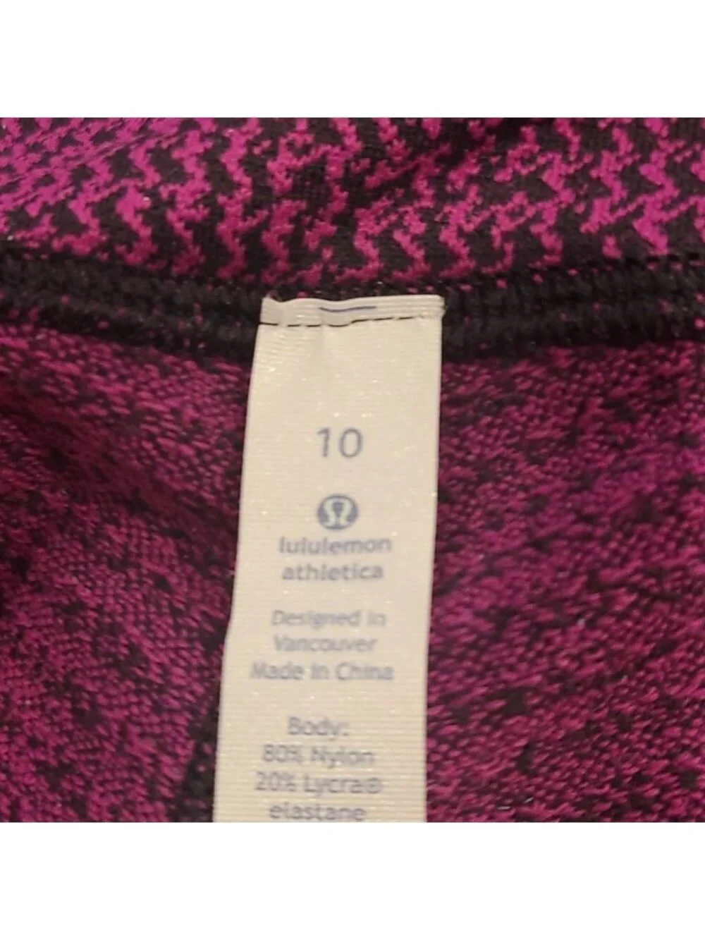 Lululemon Wunder Under Crop III Teeny Tooth Deep Fuchsia Black